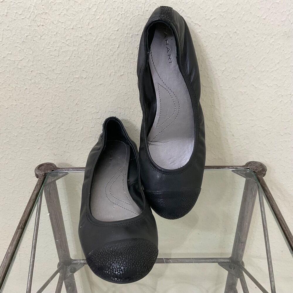Tahari Carly Shoes Womens 9M Black Leather Slip On Ballet Flats